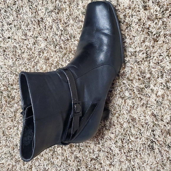 Kenneth Cole Reaction - Picture 5 of 7